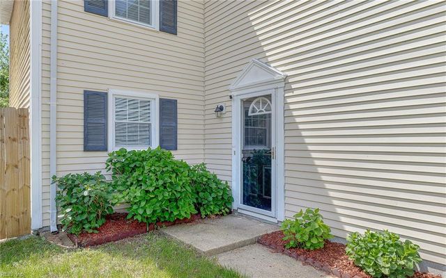 4149 Ohare DR, Virginia Beach, VA 23453
