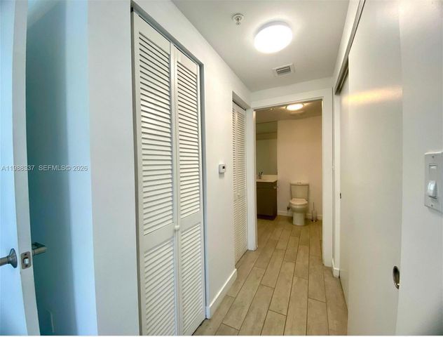 321 NE 26th St 514, Miami, FL 33137