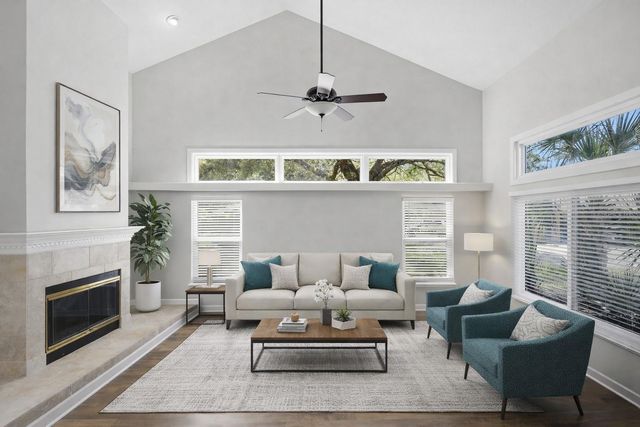 69 SPRING LAKE DRIVE, Debary, FL 32713