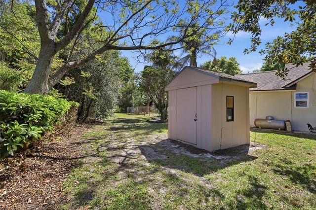 69 SPRING LAKE DRIVE, Debary, FL 32713