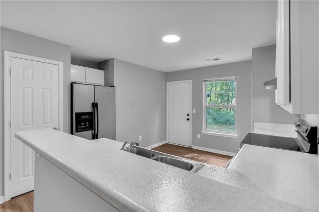 3042 Broadleaf Trail, Fairburn, GA 30213