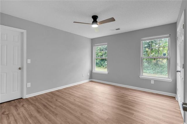 3042 Broadleaf Trail, Fairburn, GA 30213