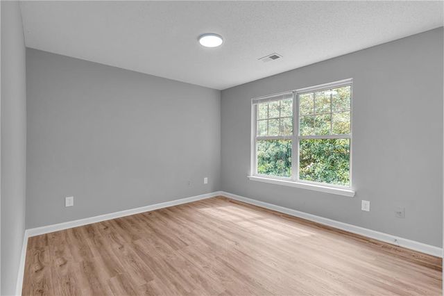 3042 Broadleaf Trail, Fairburn, GA 30213