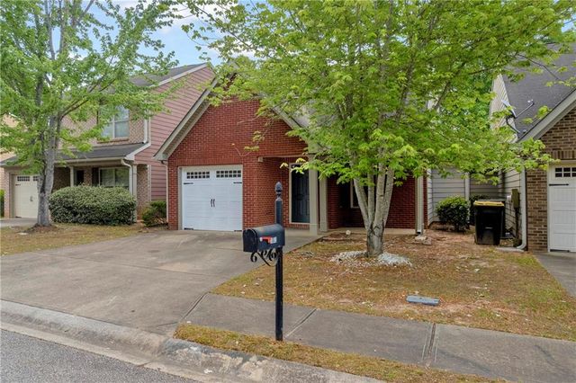 3042 Broadleaf Trail, Fairburn, GA 30213