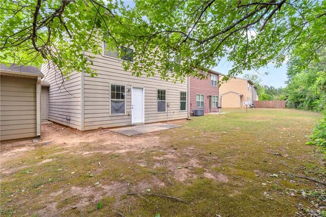 3042 Broadleaf Trail, Fairburn, GA 30213