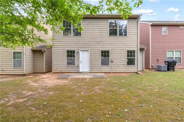 3042 Broadleaf Trail, Fairburn, GA 30213