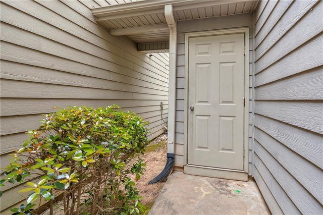 3042 Broadleaf Trail, Fairburn, GA 30213
