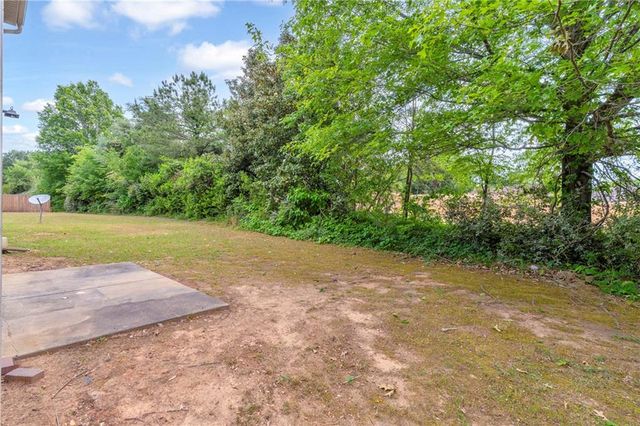 3042 Broadleaf Trail, Fairburn, GA 30213