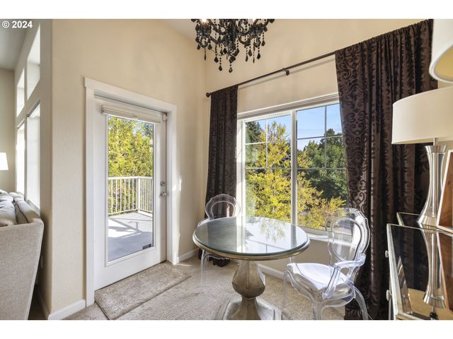 14655 Sw BEARD Rd 201, Beaverton, OR 97007
