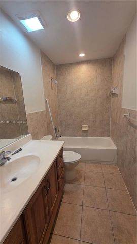 5958 NW 24th Ct 1, Sunrise, FL 33313