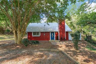 9060 Ruby Lane, Gainesville, GA 30506