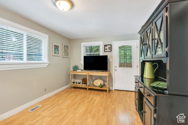 2036 E LAMBOURNE AVE, Millcreek, UT 84109