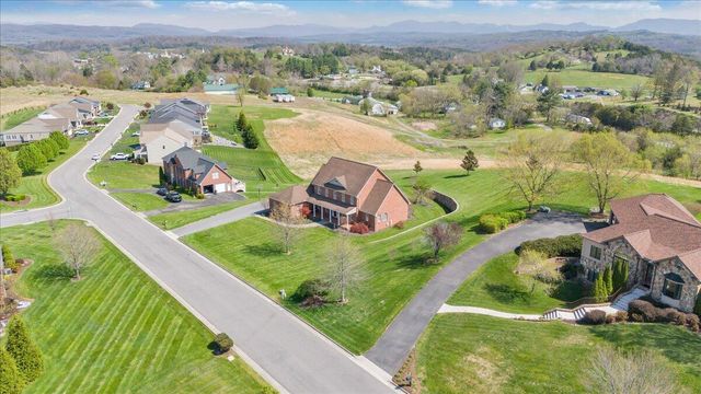220 Settlers RD, Fincastle, VA 24090