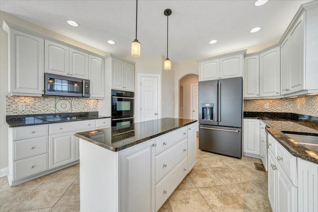 220 Settlers RD, Fincastle, VA 24090