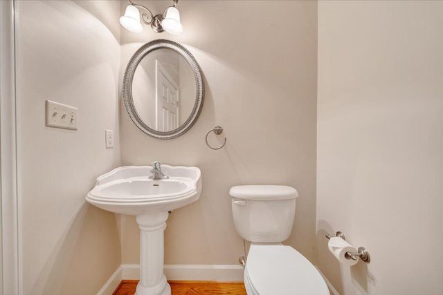 220 Settlers RD, Fincastle, VA 24090