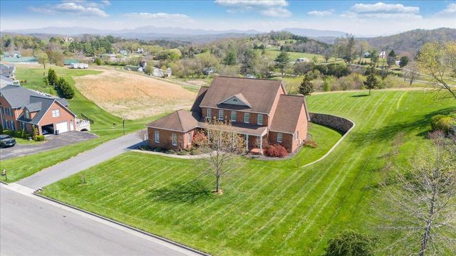 220 Settlers RD, Fincastle, VA 24090