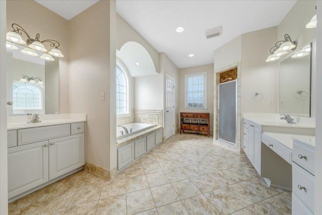 220 Settlers RD, Fincastle, VA 24090
