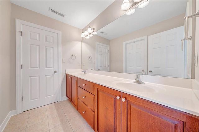 220 Settlers RD, Fincastle, VA 24090