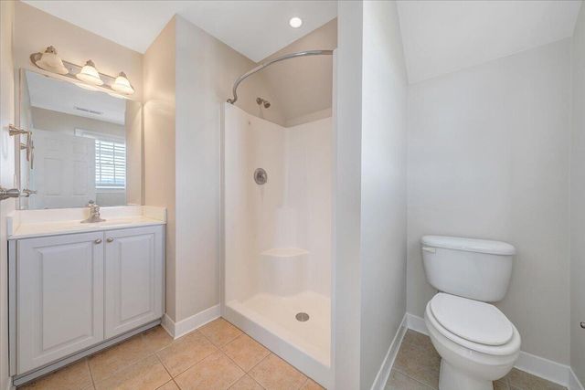 220 Settlers RD, Fincastle, VA 24090