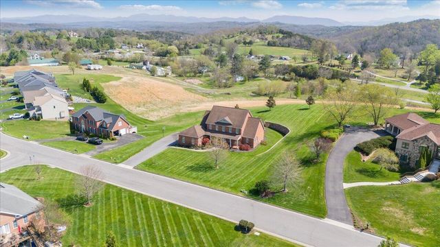 220 Settlers RD, Fincastle, VA 24090