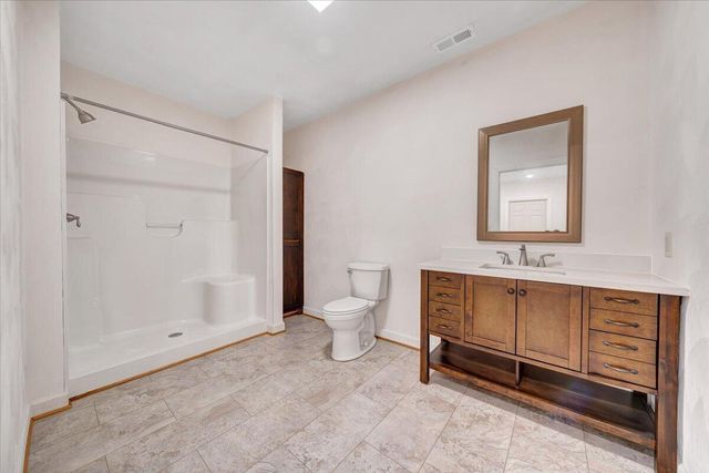 220 Settlers RD, Fincastle, VA 24090