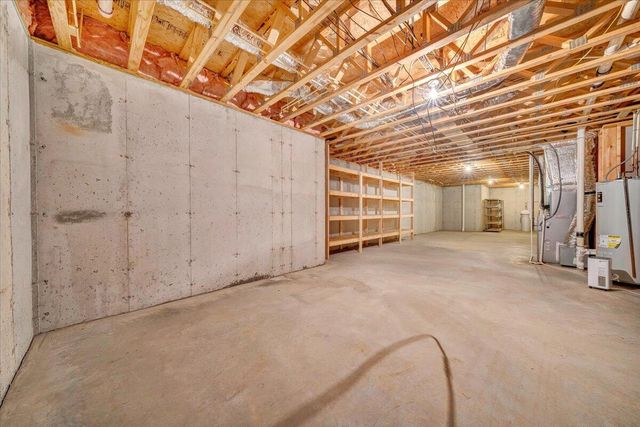 220 Settlers RD, Fincastle, VA 24090