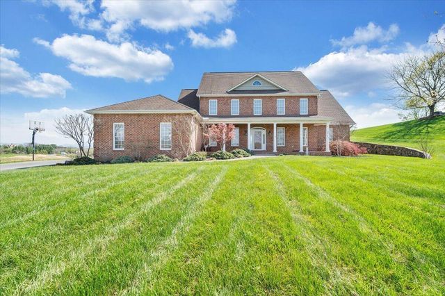 220 Settlers RD, Fincastle, VA 24090