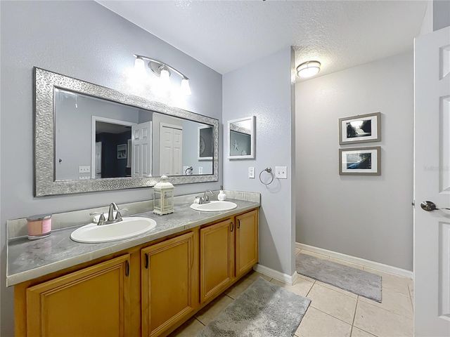 8307 LAINIE LANE, Orlando, FL 32818