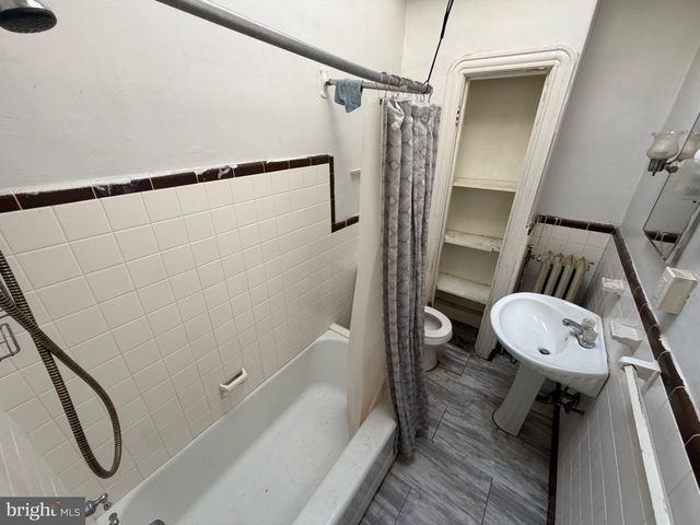 522 W SOMERVILLE AVE, Philadelphia, PA 19120