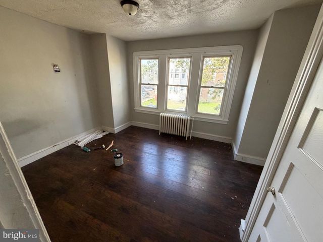 522 W SOMERVILLE AVE, Philadelphia, PA 19120