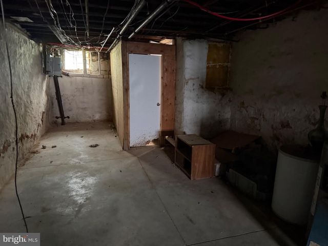 522 W SOMERVILLE AVE, Philadelphia, PA 19120
