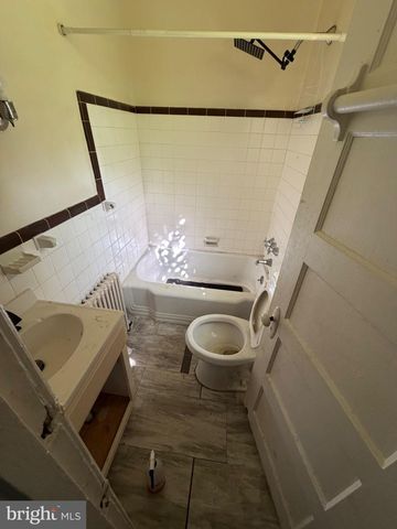 522 W SOMERVILLE AVE, Philadelphia, PA 19120