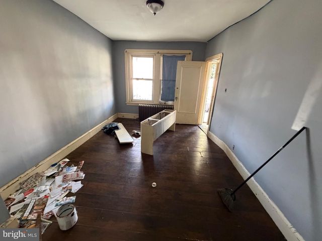 522 W SOMERVILLE AVE, Philadelphia, PA 19120