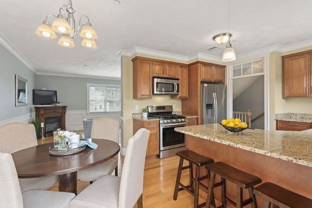 96 West 2, Quincy, MA 02169