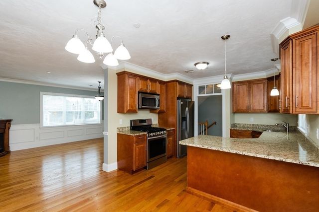 96 West 2, Quincy, MA 02169