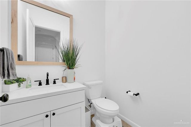 800 Grambling Avenue, Mcallen, TX 78504