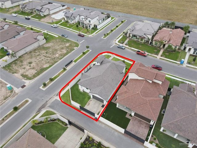 800 Grambling Avenue, Mcallen, TX 78504