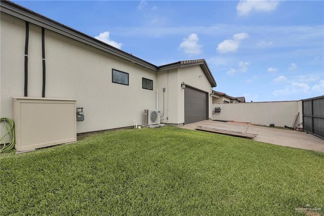 800 Grambling Avenue, Mcallen, TX 78504