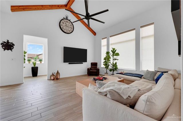 800 Grambling Avenue, Mcallen, TX 78504