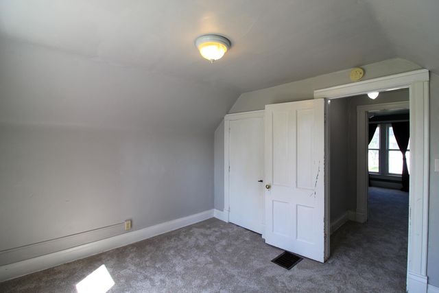 537 Martin Road, Waterloo, IA 50701