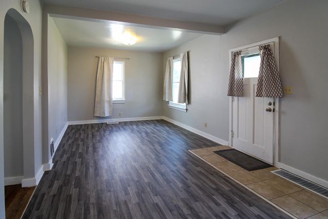 537 Martin Road, Waterloo, IA 50701