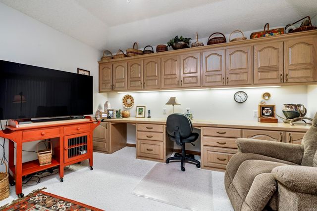 10 Emanuel Place, Hot Springs Village, AR 71909