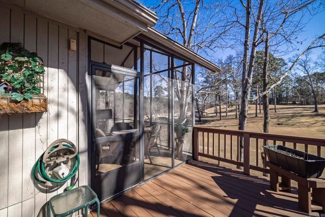 10 Emanuel Place, Hot Springs Village, AR 71909