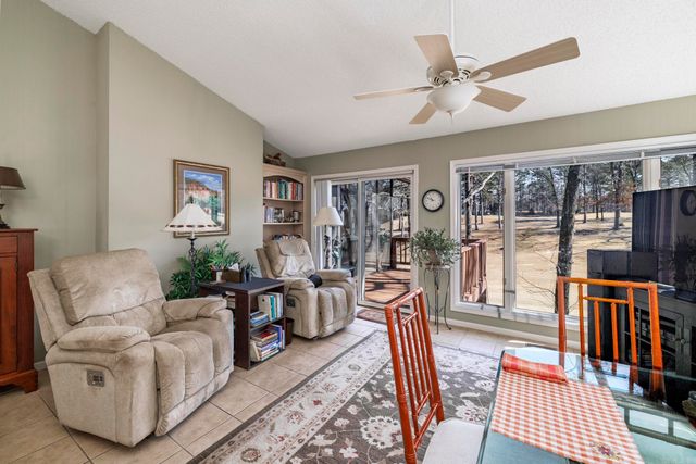 10 Emanuel Place, Hot Springs Village, AR 71909