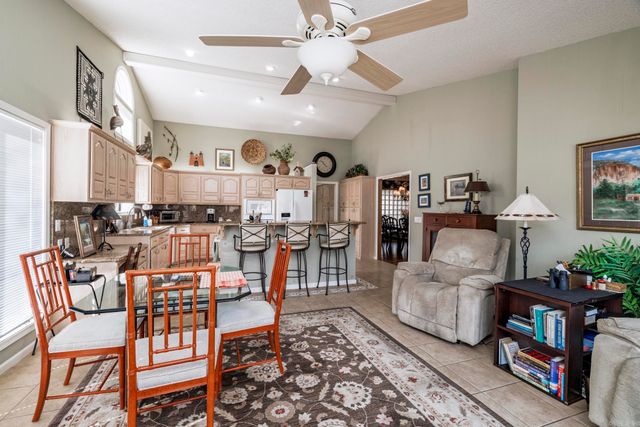 10 Emanuel Place, Hot Springs Village, AR 71909