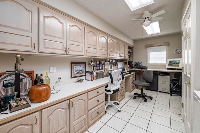 10 Emanuel Place, Hot Springs Village, AR 71909