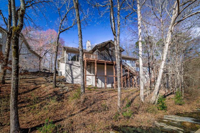 10 Emanuel Place, Hot Springs Village, AR 71909