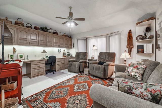 10 Emanuel Place, Hot Springs Village, AR 71909