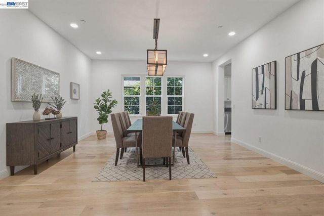 2049 Elderberry Dr, San Ramon, CA 94582