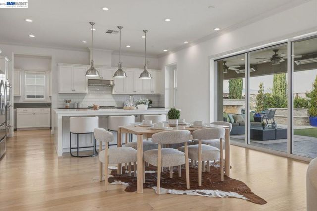 2049 Elderberry Dr, San Ramon, CA 94582